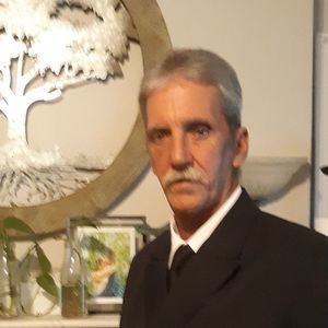 Meet your Posher, Don